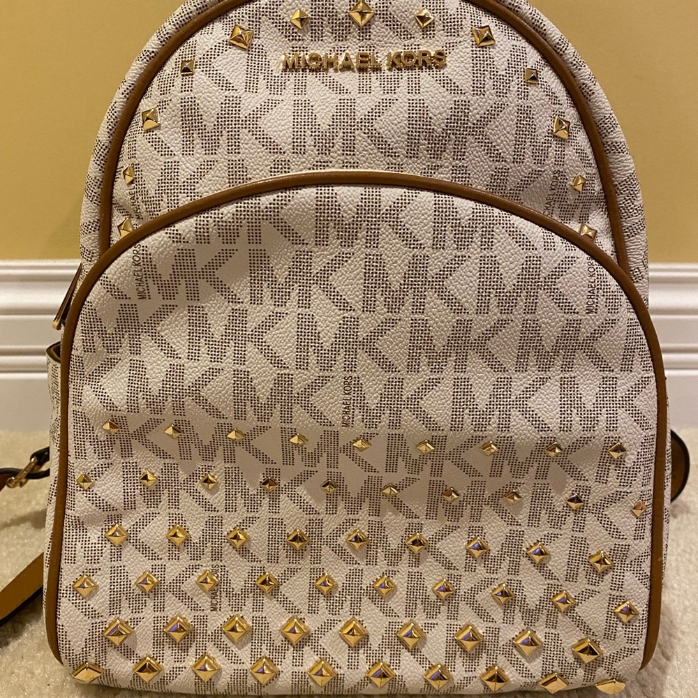 Used Authentic MK medium size backpack